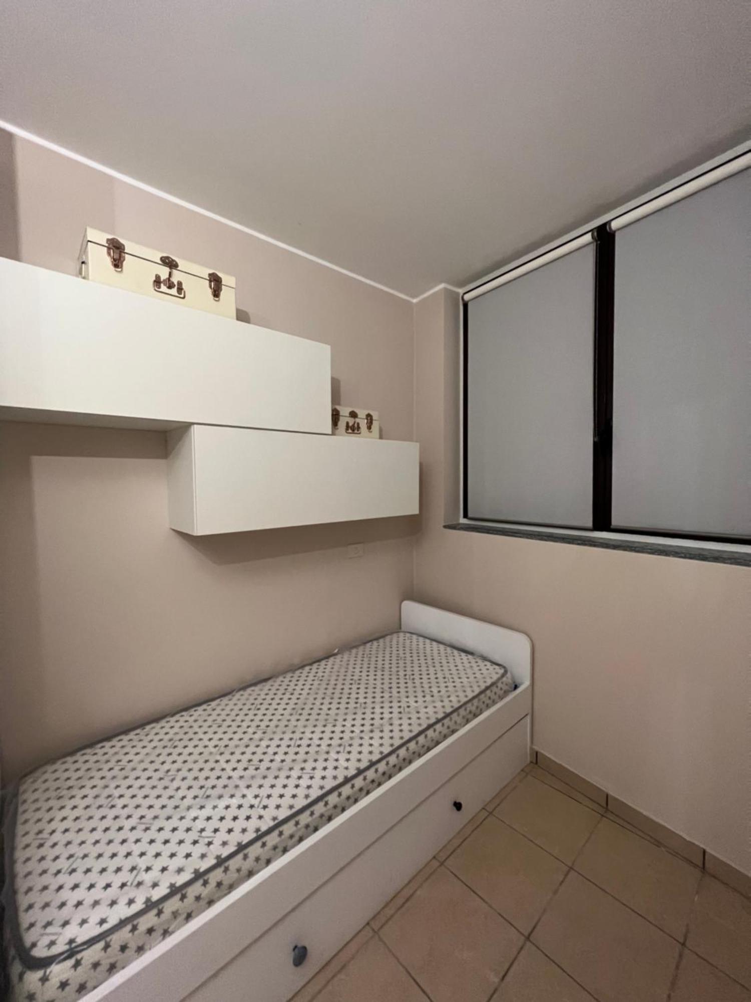 Tevere 20 House Monza Habitación foto