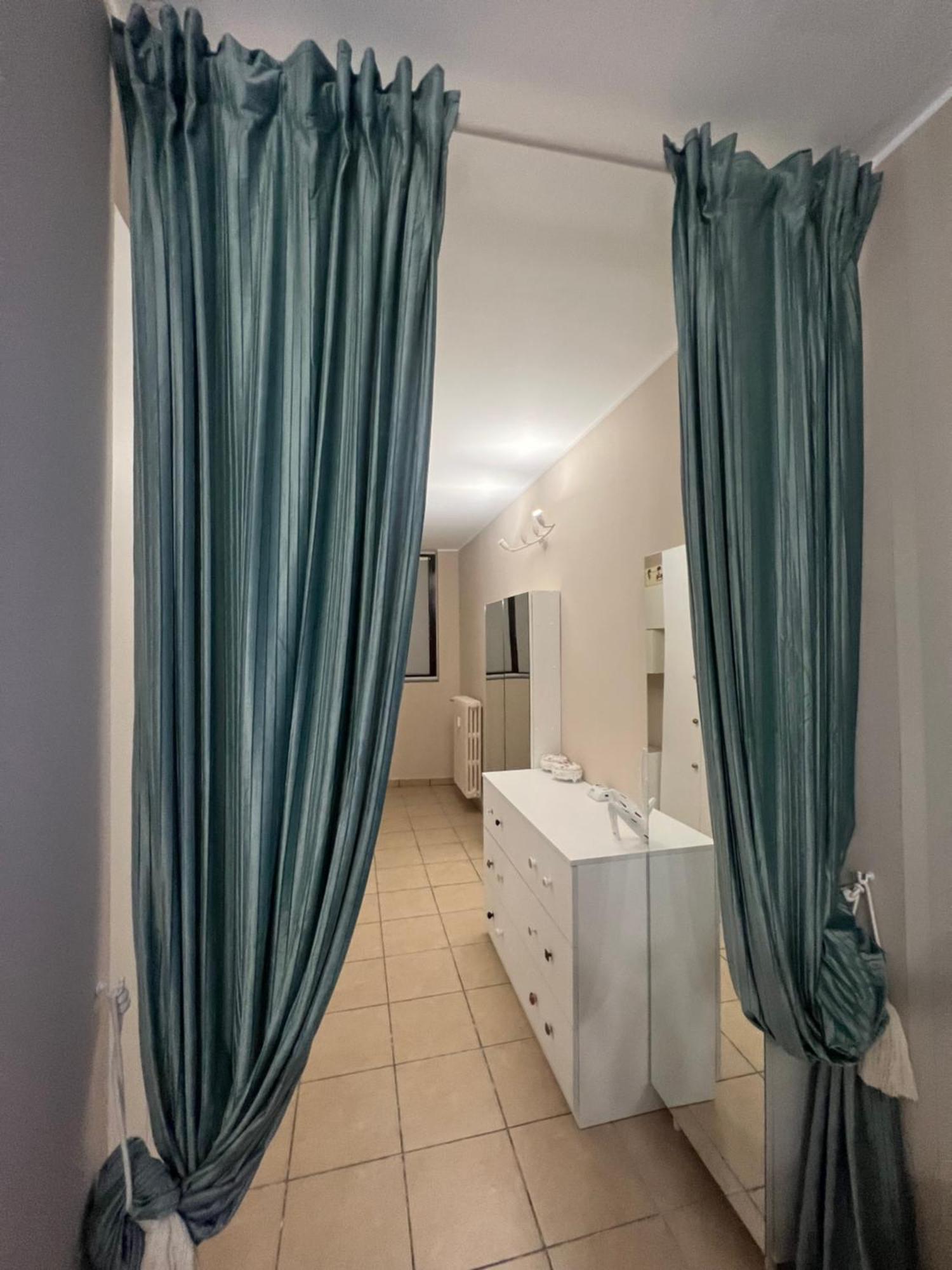 Tevere 20 House Monza Habitación foto