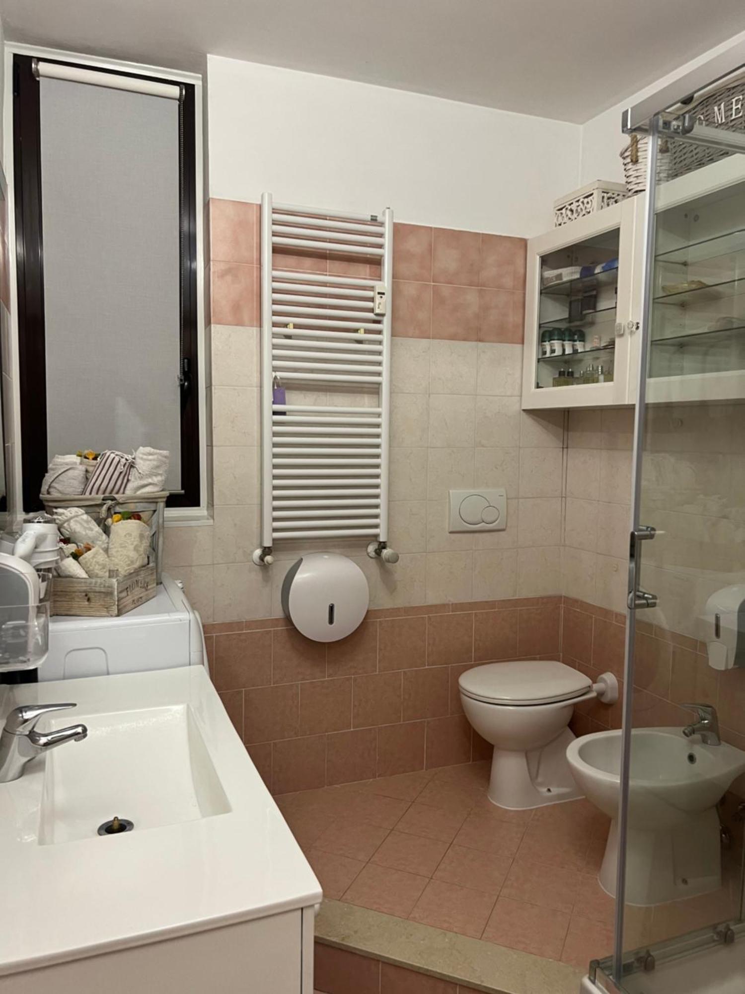Tevere 20 House Monza Habitación foto